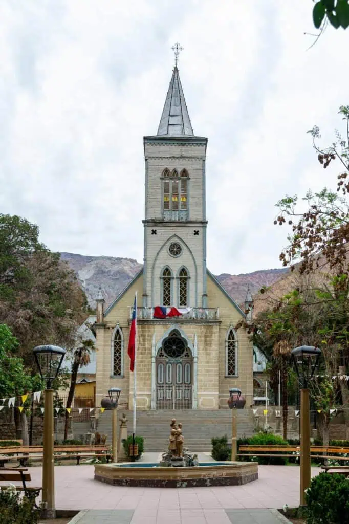 Historic church in Chile with a traditional Gothic-style facade, symbolizing cultural and architectural heritage.